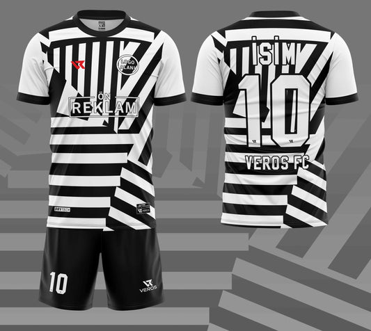 Beyaz, Siyah Çizgi Desenli Halı Saha Forması VF00024