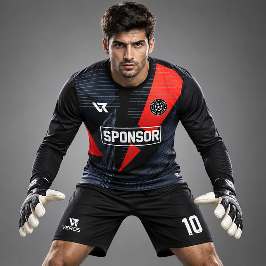 Kırmızı Siyah Kaleci Forması GK3 - sporcu üzerinde